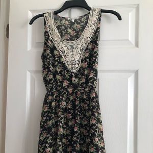 Juniors floral dress
